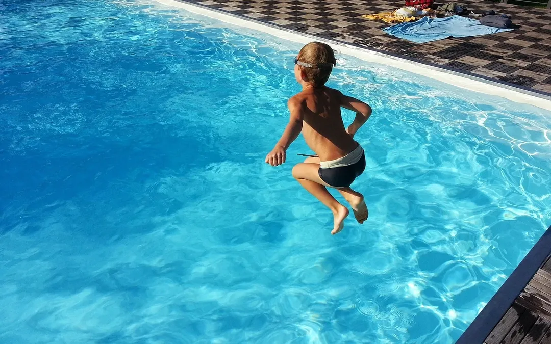Tipos de piscinas para tu jardín